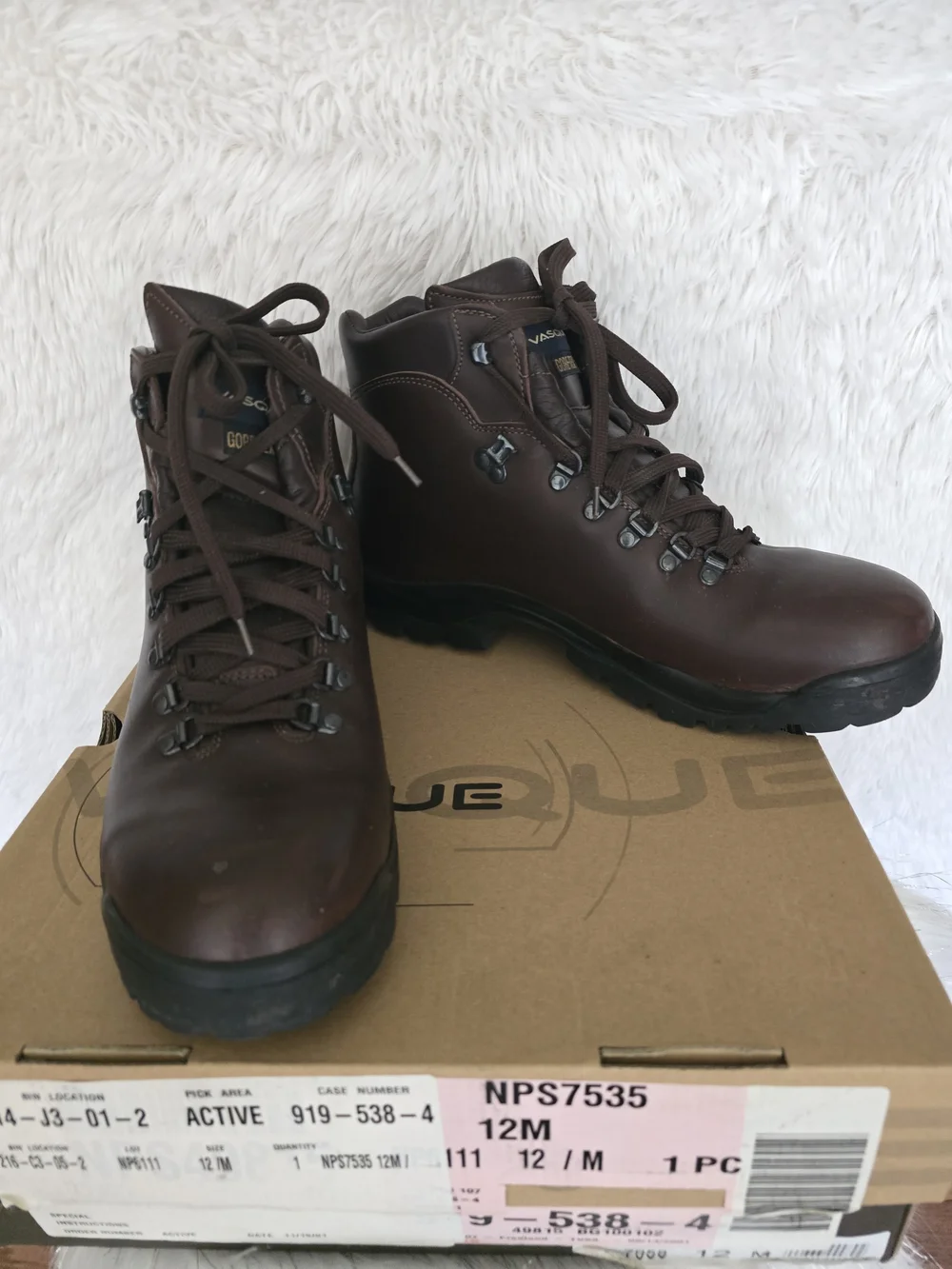 Vasque Brown Leather Men's Hiking Boots